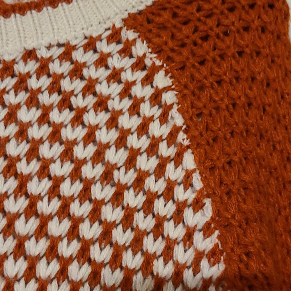Sweater - Picture 2 of 2